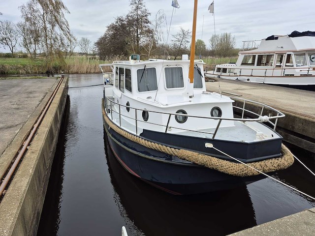 Sint jozef - linssen - motorjacht - afbeelding 2 van  2
