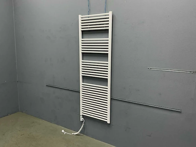 Sintarco - e-slmcp15w0900cscd - designradiator 173 cm - afbeelding 2 van  8