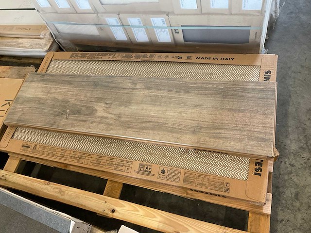 Sintesi keramisch parket 30x121 cm ca. 3 m² - afbeelding 1 van  2