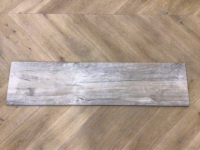 Sintesi timber tortora mat vloertegel 30x121 cm 31,94 m² - afbeelding 1 van  1