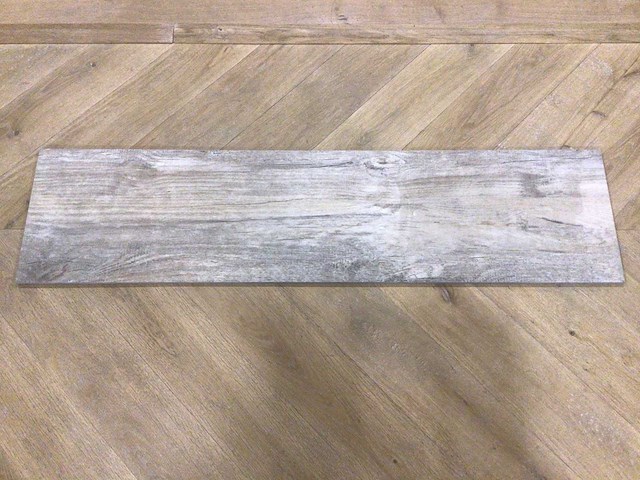 Sintesi timber tortora mat vloertegel 30x121 cm 31,94 m² - afbeelding 4 van  5