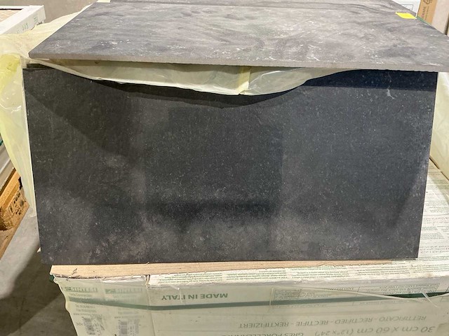 Sintest poseidon 300x600 black vloertegel 51m² - afbeelding 8 van  9