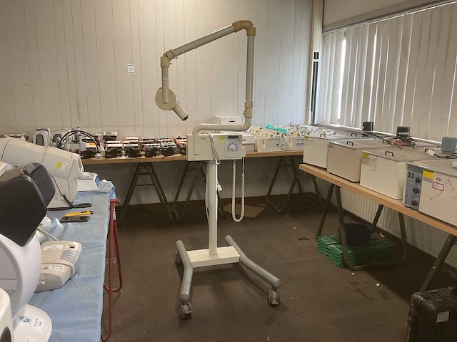 Sirona radiographic unit - afbeelding 2 van  8