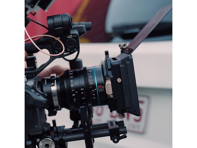 Sirui 35 mm jupiter macro t2 fullframe cine prime lens - afbeelding 2 van  4