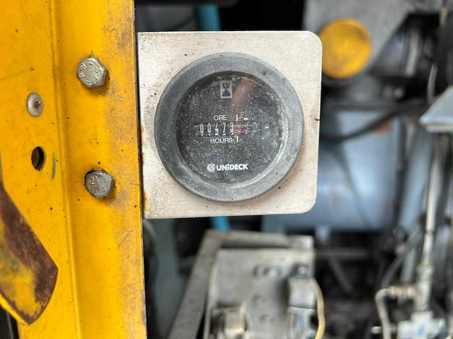 Sisu 12e480 6x6 waterputboormachine atlas copco xrv410 - afbeelding 1 van  2