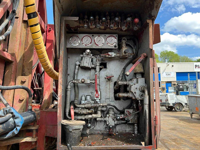 Sisu 12e480 6x6 waterputboormachine atlas copco xrv410 - afbeelding 4 van  19