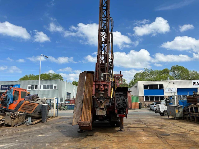 Sisu 12e480 6x6 waterputboormachine atlas copco xrv410 - afbeelding 13 van  19