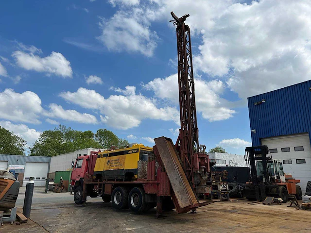 Sisu 12e480 6x6 waterputboormachine atlas copco xrv410 - afbeelding 15 van  19