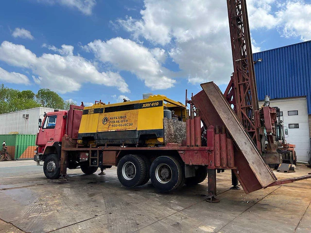 Sisu 12e480 6x6 waterputboormachine atlas copco xrv410 - afbeelding 14 van  19
