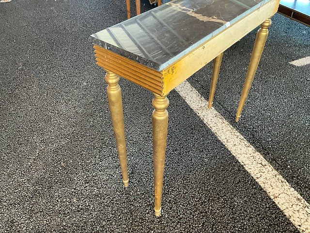 Site table - afbeelding 3 van  3