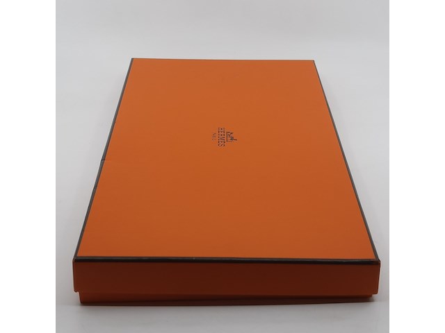 Sjaal, hermès, lichtblauw, wit en goud "sous les orangers" van dimitri rybaltchenko - afbeelding 5 van  13