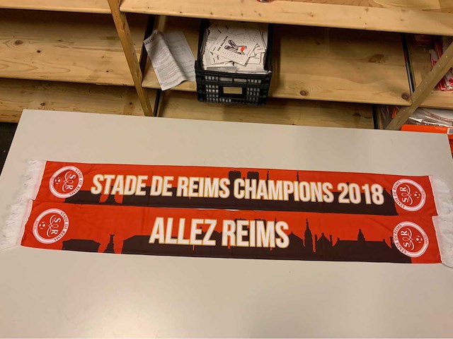 Sjaals stade de reims champions 2018 (50x) - afbeelding 2 van  2