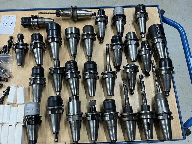 Sk-40 gereedschaphouder (29x) met aantrekbout - afbeelding 2 van  3