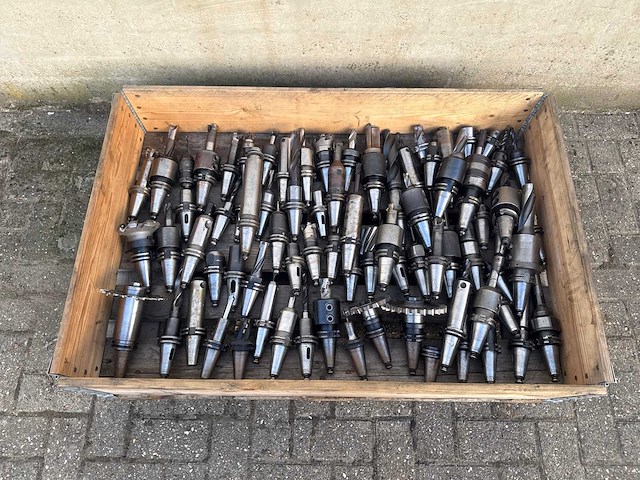 Sk-40 partij freesgereedschap - afbeelding 1 van  8