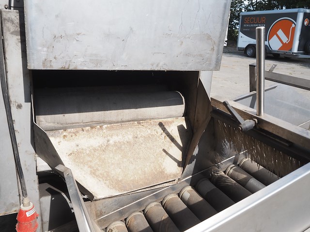 Skals brushing machine - afbeelding 2 van  18