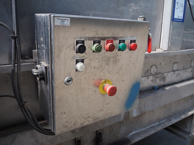 Skals brushing machine - afbeelding 6 van  18