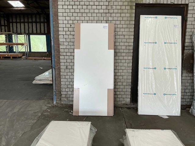 Skantrae - opdekdeur links 880x2115 mm (2x) - afbeelding 2 van  5
