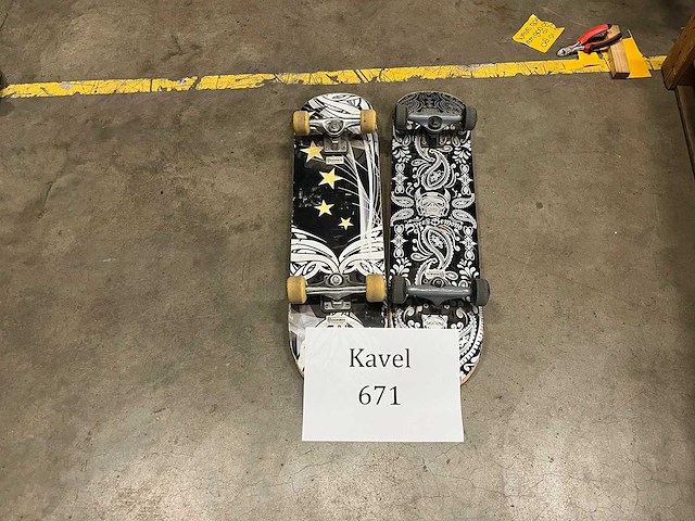 Skateboard (2x) - afbeelding 1 van  1
