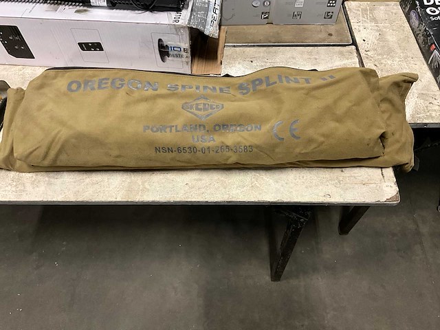 Skedco oregon spine splint 2 ruggenwervelspalk - afbeelding 1 van  6
