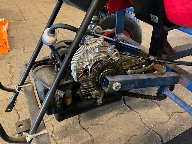 Skelter, gemotoriseerd - afbeelding 5 van  6