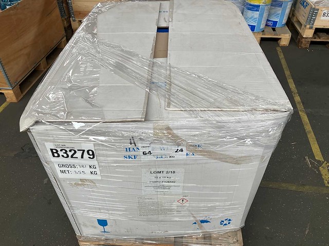 Skf - lgmt 2/18 - partij lagervet 18kg 18x - afbeelding 1 van  3
