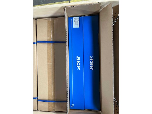 Skf - partij auto-onderdelen 166kg - afbeelding 2 van  2