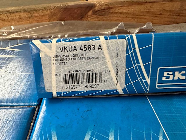 Skf - partij auto-onderdelen (kruisstukken) - 202kg - afbeelding 2 van  3