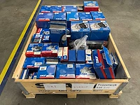 Skf - partij auto-onderdelen, lagers, waterpompen, wielnaafsets & distributiesets - afbeelding 1 van  11