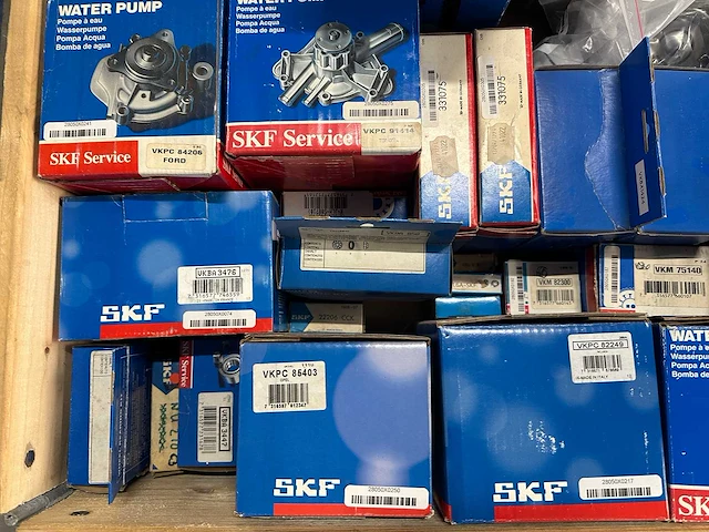 Skf - partij auto-onderdelen, lagers, waterpompen, wielnaafsets & distributiesets - afbeelding 6 van  11