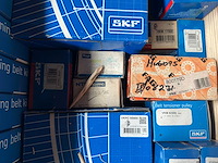 Skf - partij auto-onderdelen (o.a. distributiesets en spanrollen) - afbeelding 7 van  10