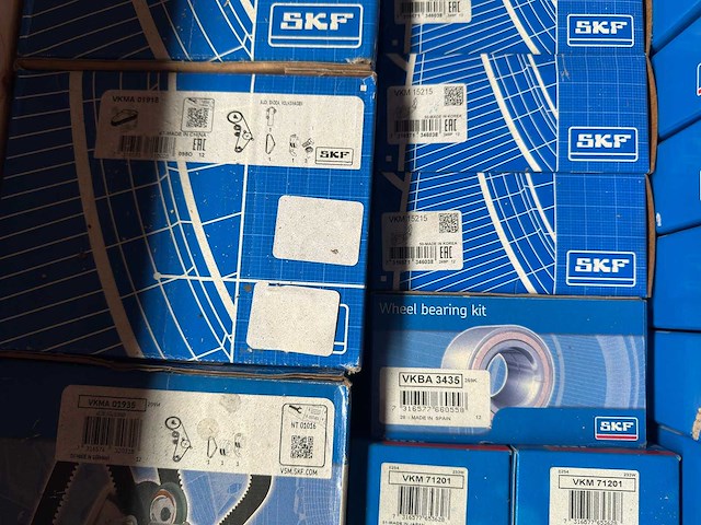 Skf - partij auto-onderdelen (o.a. distributiesets en spanrollen) - afbeelding 8 van  10
