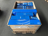 Skf - partij auto-onderdelen