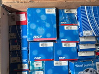 Skf - partij auto-onderdelen - afbeelding 2 van  13