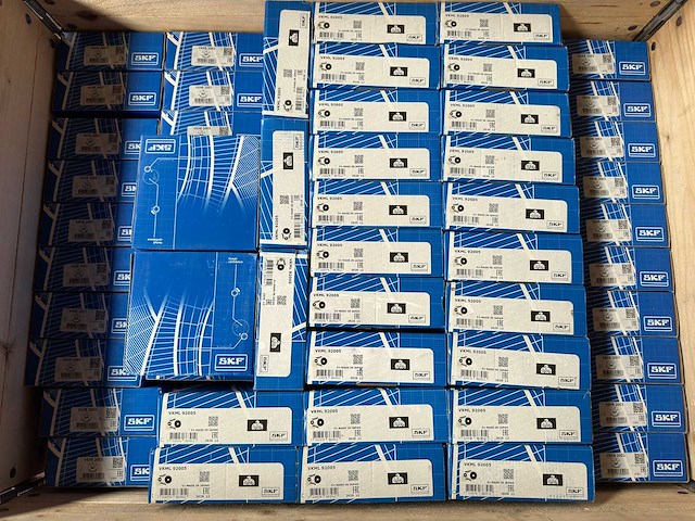 Skf - partij automotive onderdelen: koppelingssets, distributiesets en wiellager-/naafsets - afbeelding 3 van  10