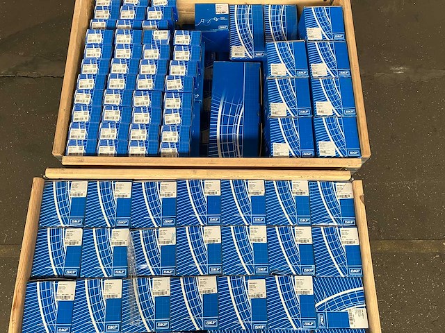 Skf - partij automotive onderdelen - afbeelding 2 van  5
