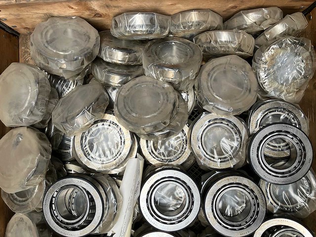 Skf - partij kegelrollagers 352kg - afbeelding 4 van  5