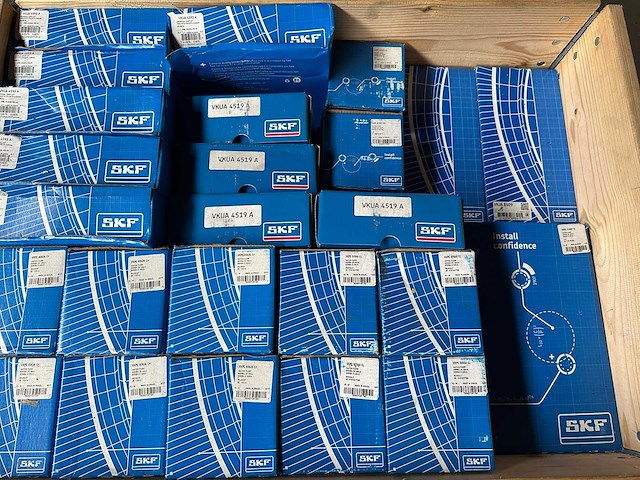 Skf - partij skf koppelingssets en distributiesets - afbeelding 1 van  13