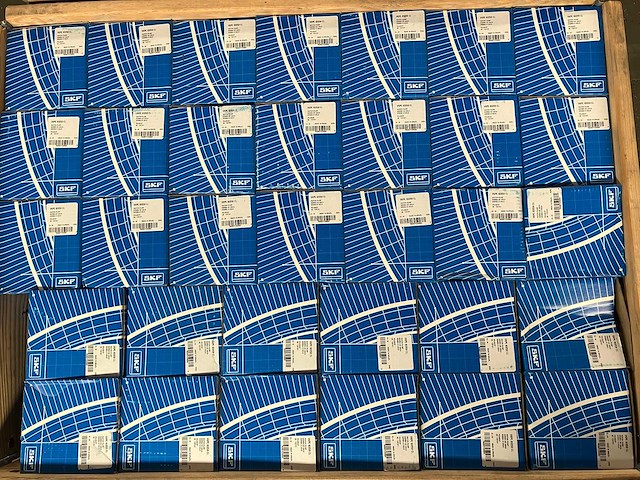 Skf - partij waterpompen en automotive lagers - afbeelding 4 van  6