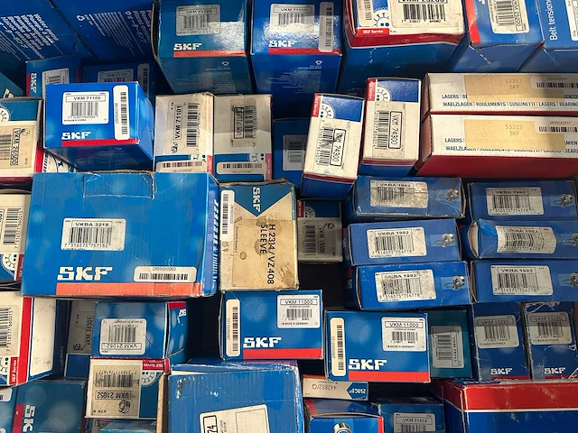 Skf - partij wiellagers, spanrollen, lagercomponenten & waterpompen - afbeelding 14 van  14