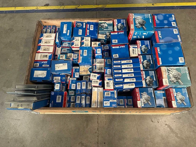 Skf - partij wiellagers, spanrollen, lagercomponenten & waterpompen - afbeelding 14 van  14