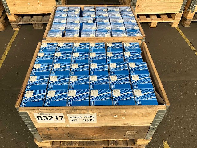 Skf - vkpc 81407 - partij waterpompen - afbeelding 1 van  4