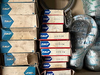 Skf / elges - partij lagers en stangkoppen 193kg - afbeelding 2 van  11