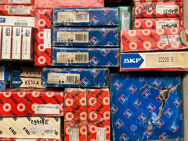 Skf / fag - partij lagers en lageronderdelen 296kg - afbeelding 2 van  7