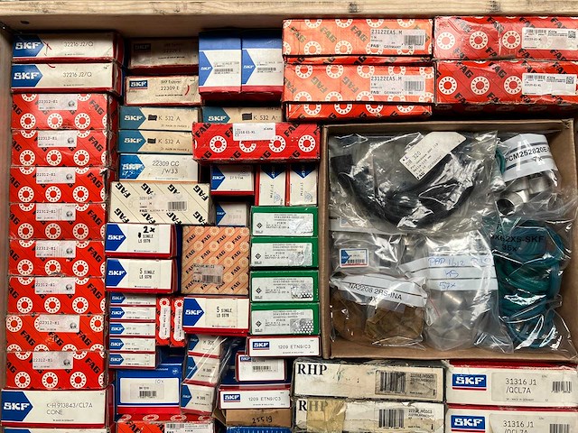 Skf / fag - partij lagers en lageronderdelen 296kg - afbeelding 4 van  7