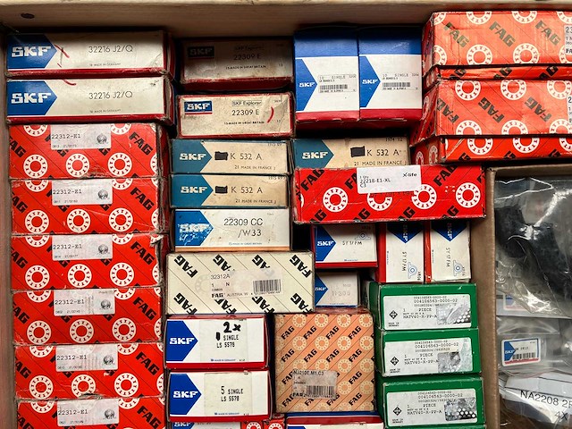 Skf / fag - partij lagers en lageronderdelen 296kg - afbeelding 6 van  7
