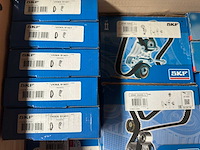 Skf, fag, ina - partij auto-onderdelen (o.a. waterpompen en riemsets) - afbeelding 1 van  2