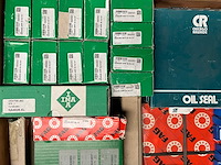 Skf / fag / ina / cr - partij diverse industriële lagers en oliekeerringen - afbeelding 8 van  11