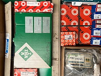 Skf / fag / ina / cr - partij diverse industriële lagers en oliekeerringen - afbeelding 10 van  11