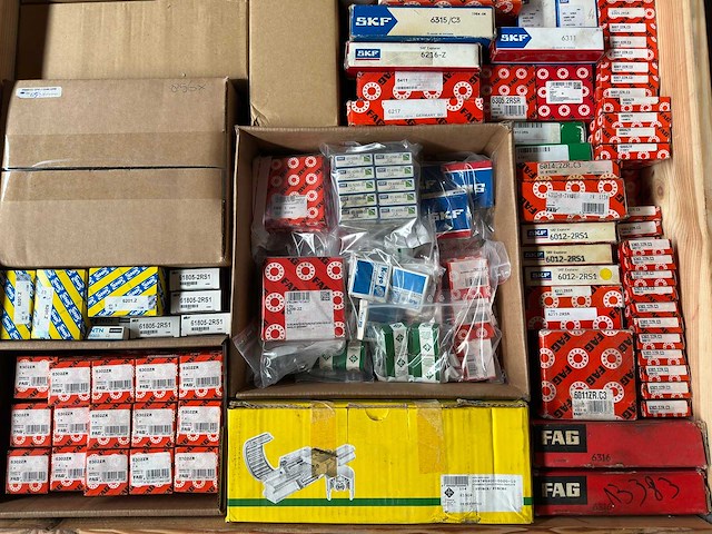 Skf, fag, ina, ntn en snr - partij diverse lagers 227kg - afbeelding 4 van  11