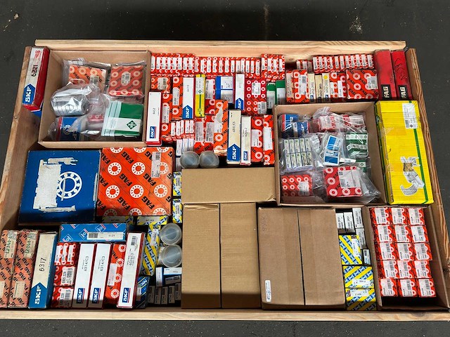 Skf, fag, ina, ntn en snr - partij diverse lagers 227kg - afbeelding 6 van  11